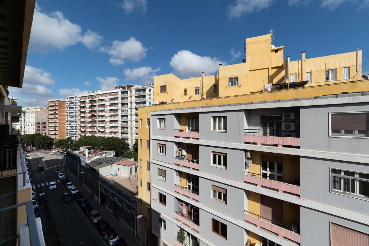 Budget apartment roma 70 stazione centrale Cagliari Extérieur photo