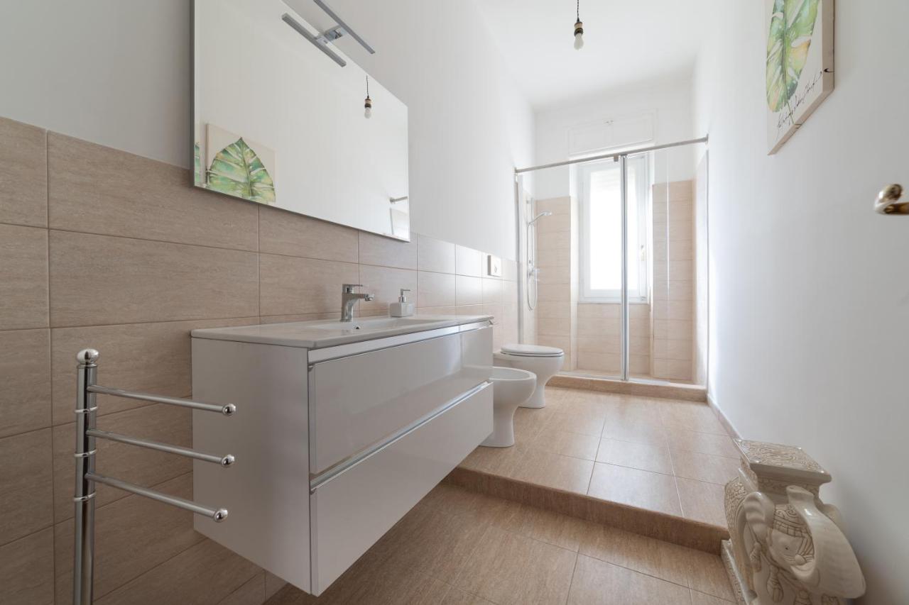Budget apartment roma 70 stazione centrale Cagliari Extérieur photo